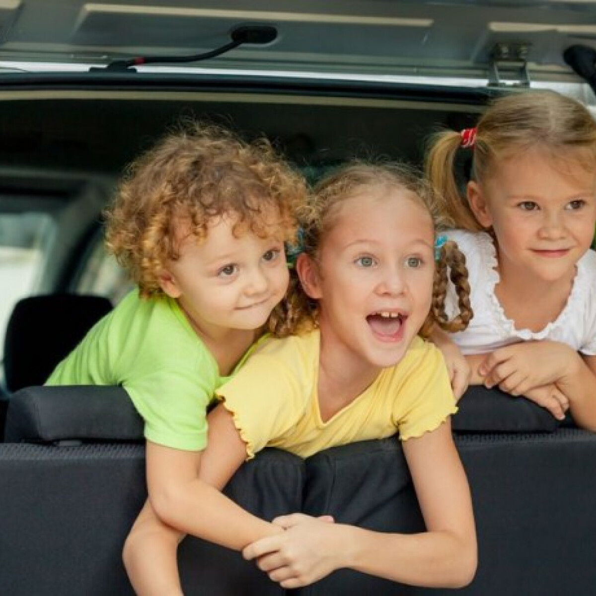 8 dolog, ami elkerülhetetlen az autós-kisgyerekes utazásokon