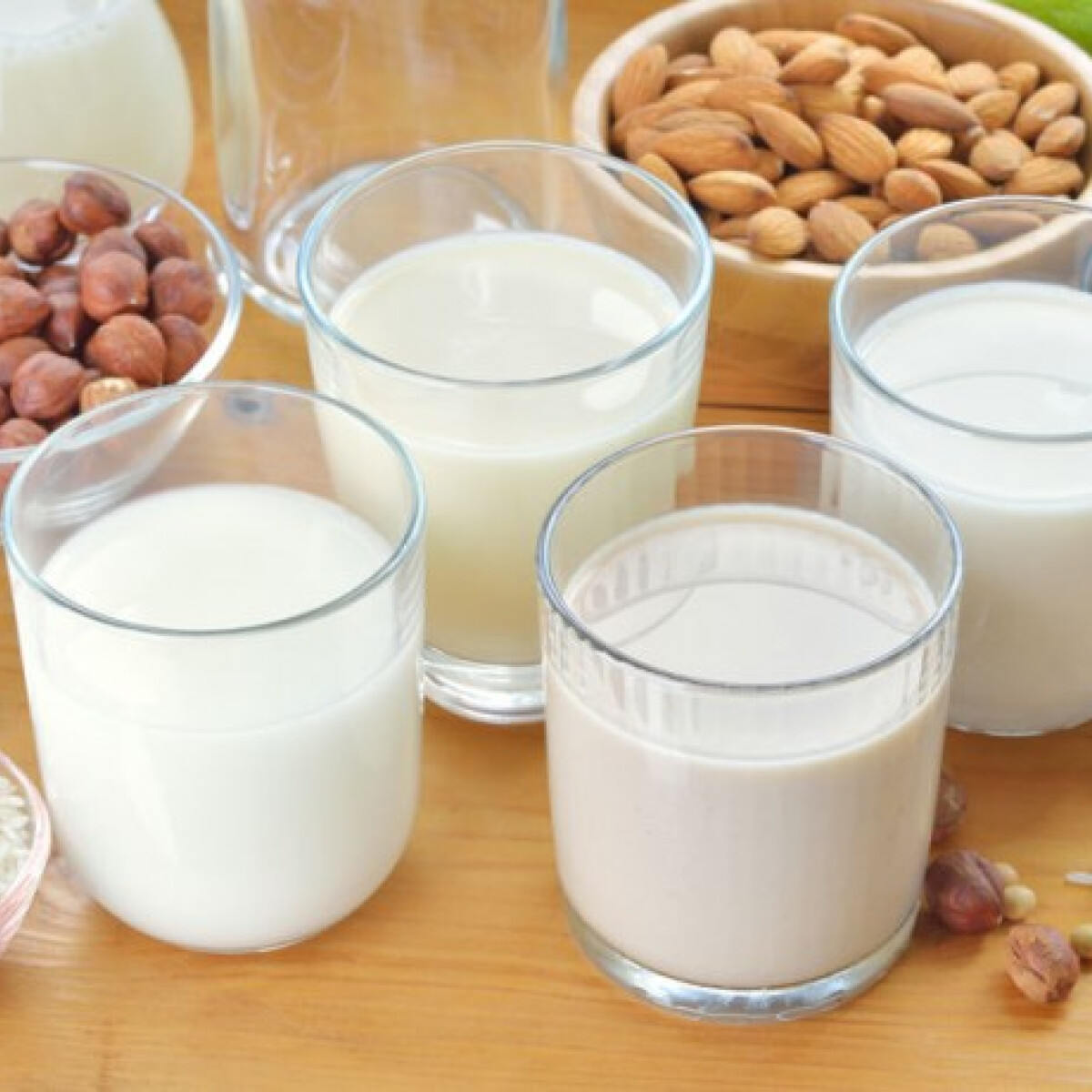 Kókusz-, rizs-, zabtej - népszerű növényi "tejek". Vajon tényleg annyira egészségesek?