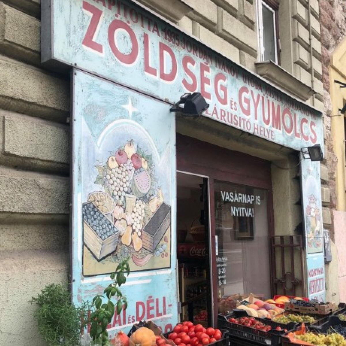 Interjúztunk az ország talán legviccesebb zöldségesével, Istvánnal