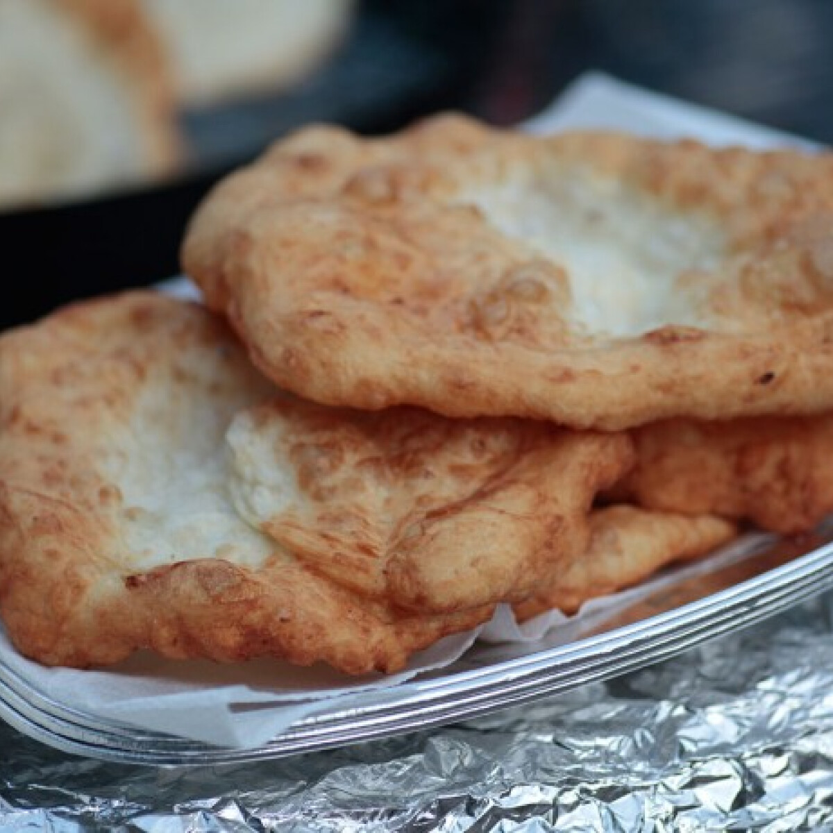 Közösségi krumplilángos a Balatonról - 10 ezerből 50 főre