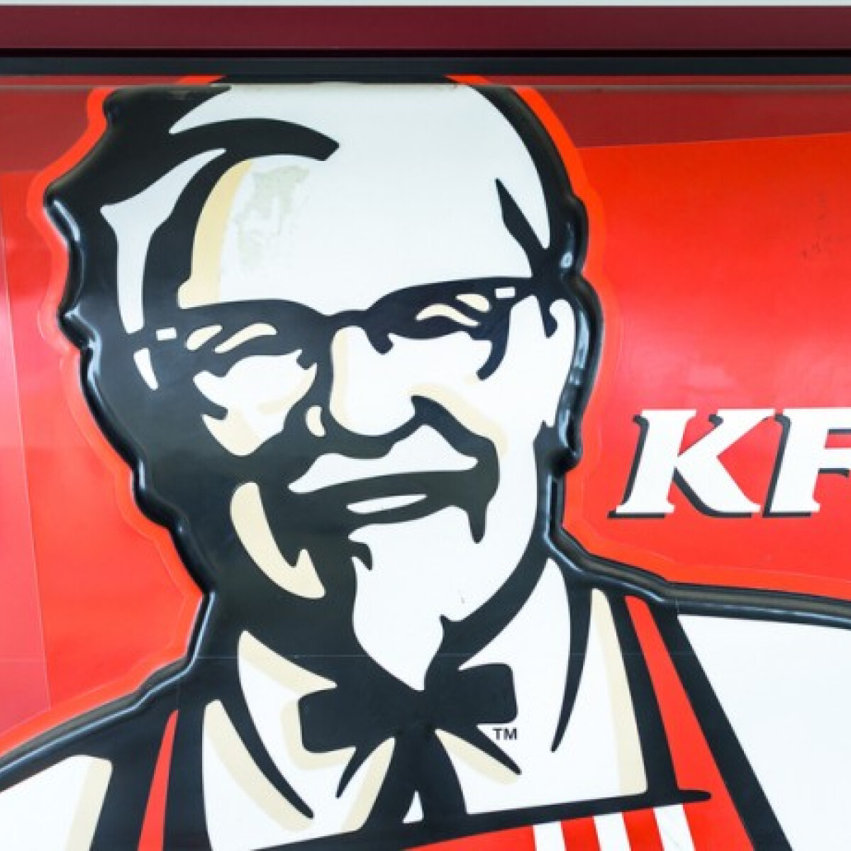 Szabad bejárás lesz a KFC konyhájába, a vásárlók pedig szó szerint azt csinálnak majd, amit akarnak