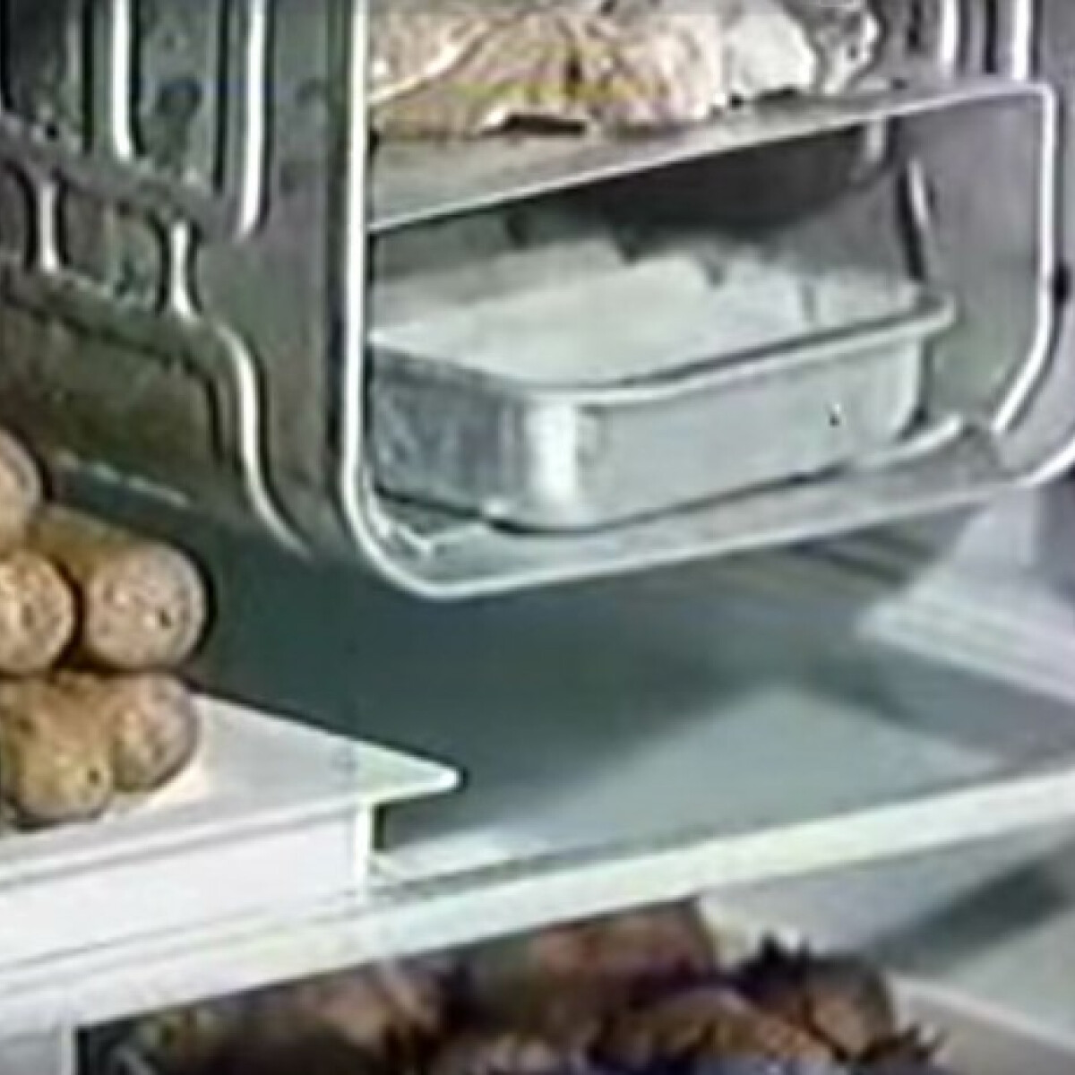 Ilyen volt 50 éve az első magyar hűtőszekrény-reklám