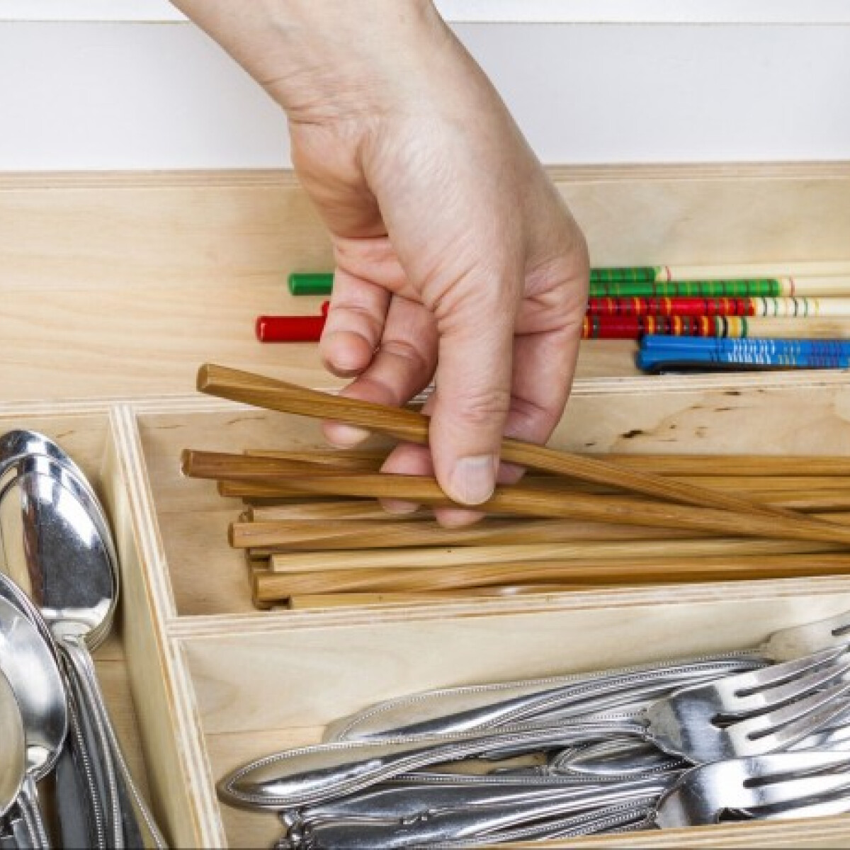 10 dolog, amit mindenképp tegyél meg a rendezett konyháért