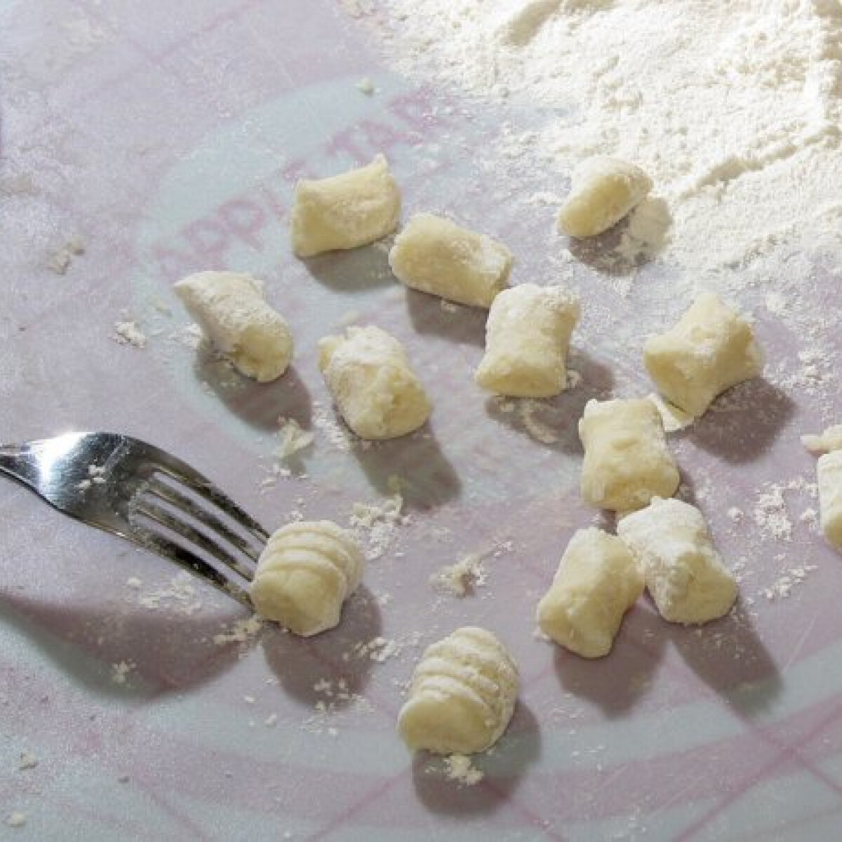 Lakoma fillérekből: dödölle