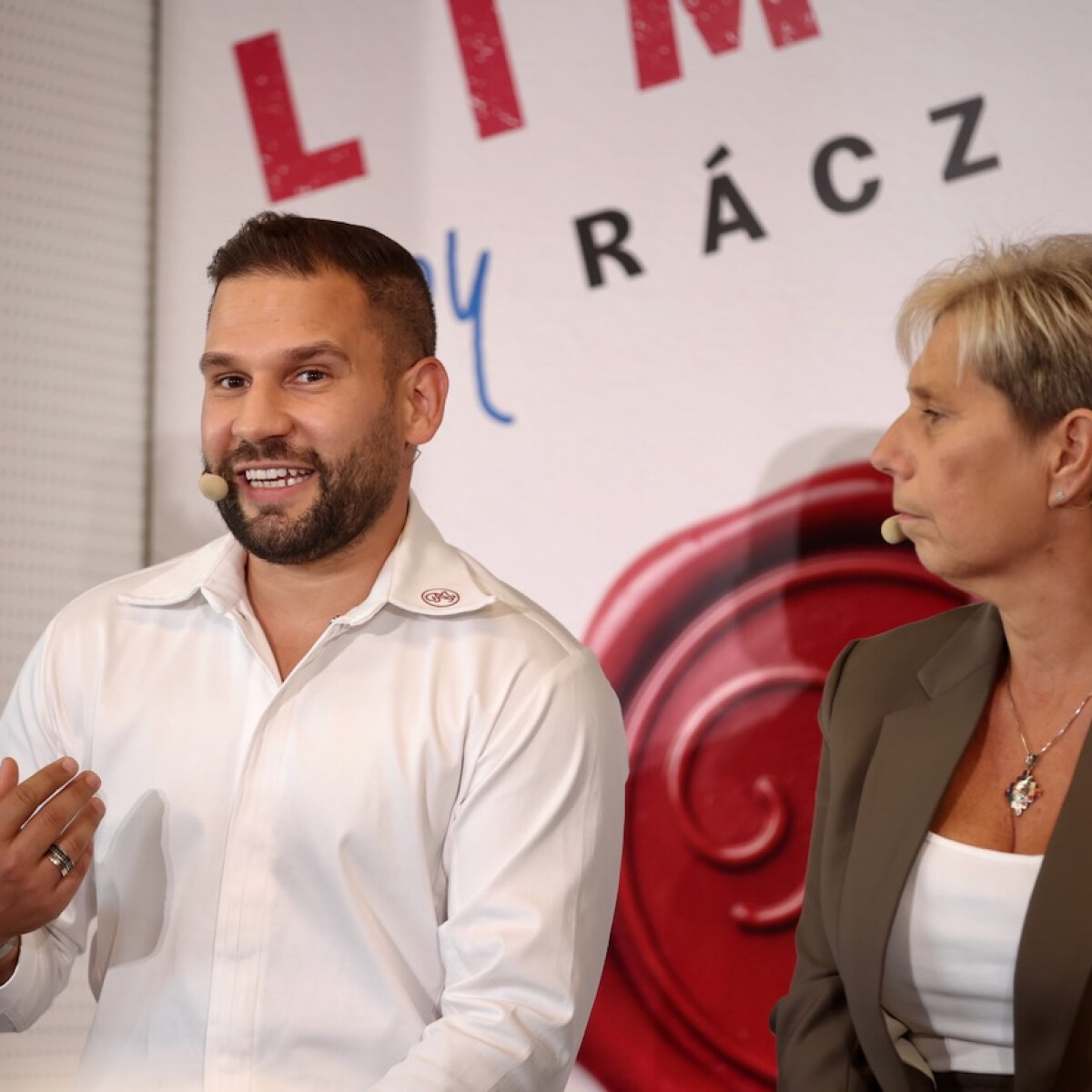 Kiderült, milyen új burgerrel készül Rácz Jenő a Mekiben: még madártej is lesz a menüben