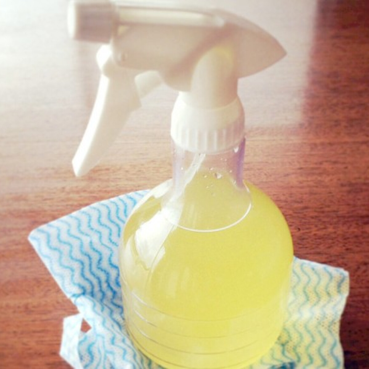 Citrusspray - a természetes tisztítószer!