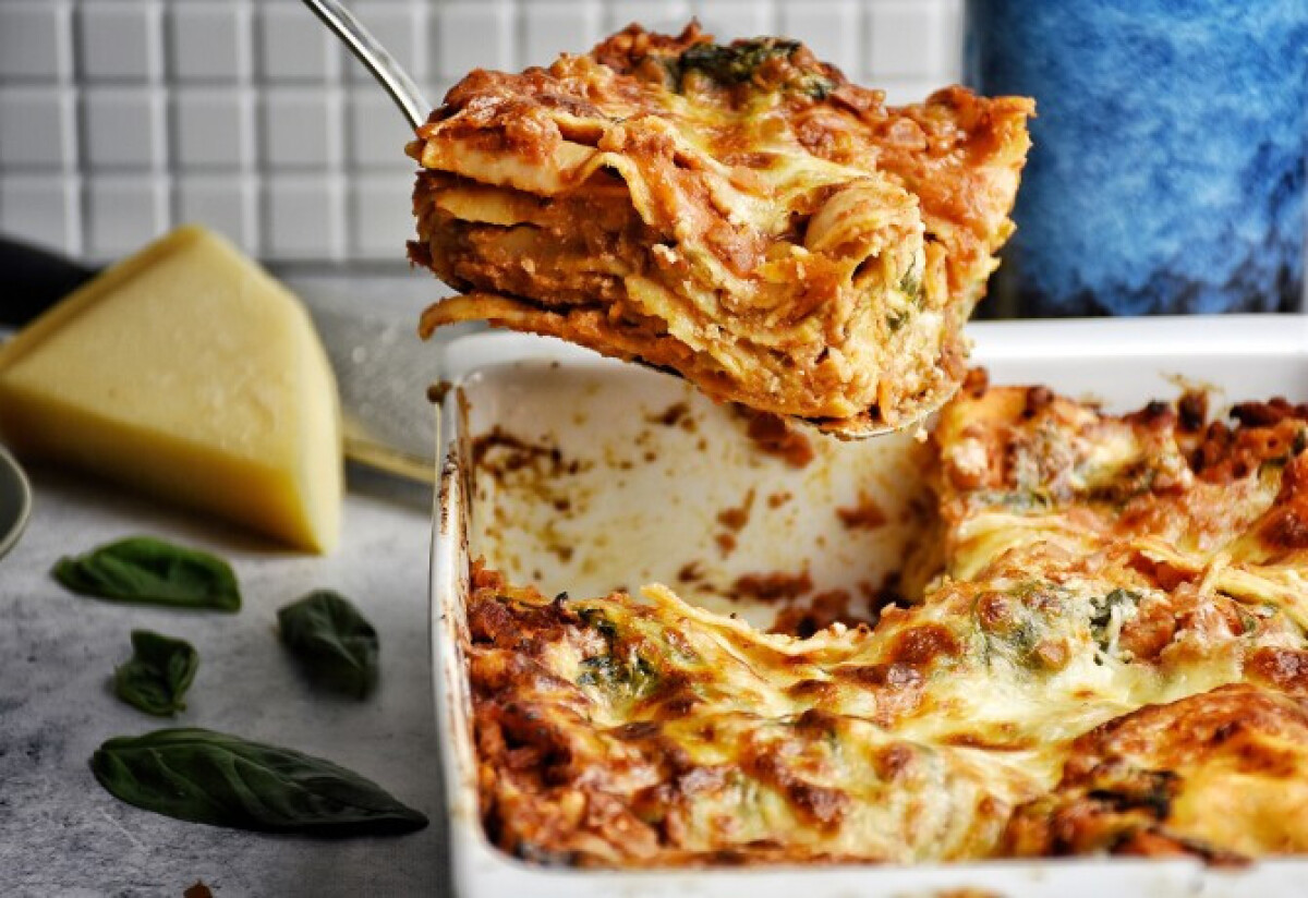 Ha nem akarsz besamelt főzni, tedd ezt a lasagnéba | Nosalty