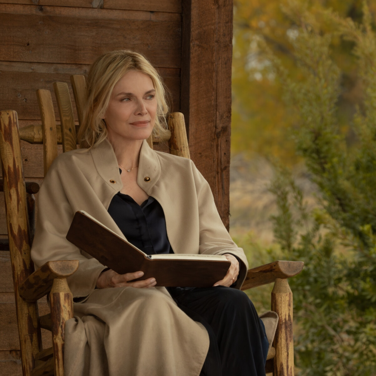 Érkezik a The Madison című drámasorozat Michelle Pfeiffer és Kurt Russell főszereplésével