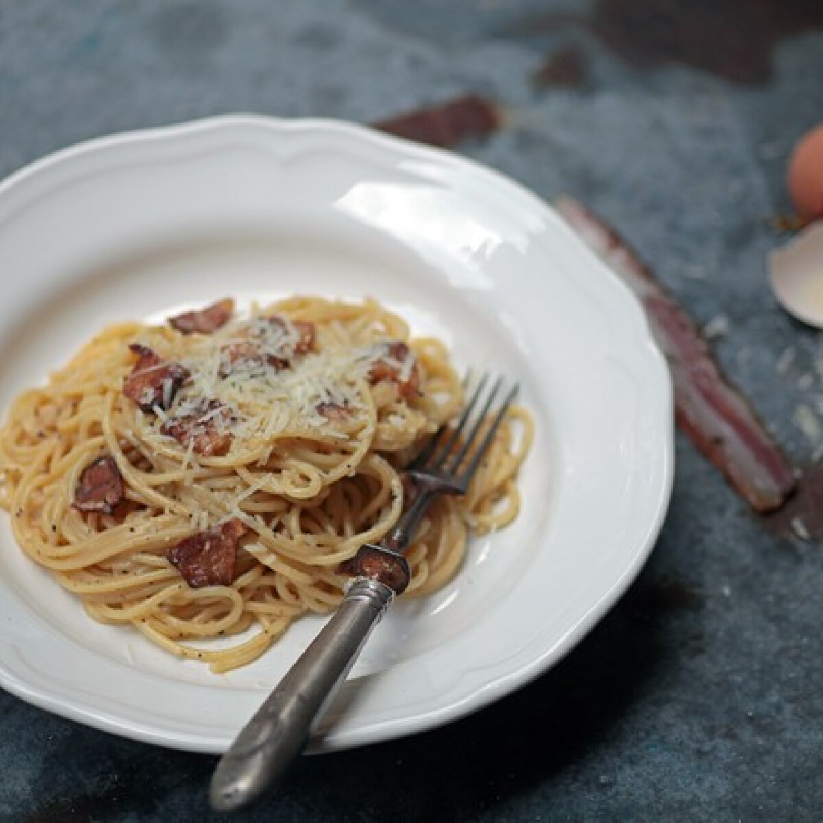 3 hozzávalós instant boldogság: spagetti carbonara, ahogy az olaszok készítik!