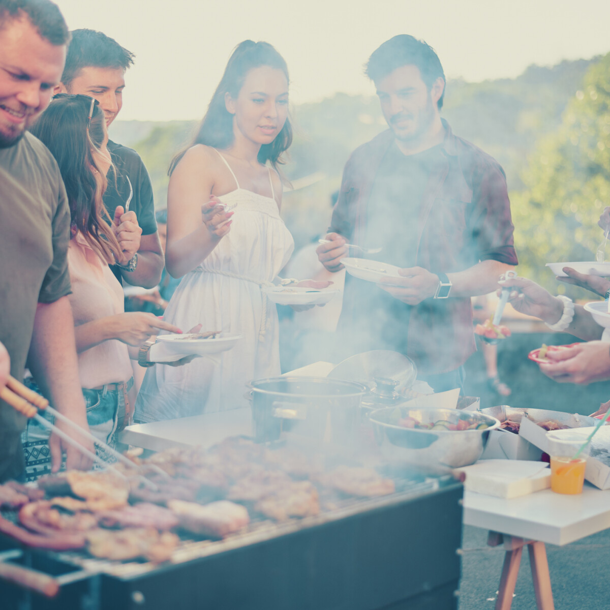A tökéletes grillezés titkai: pácolás, sütési idők és trükkök, amiket érdemes ismerni