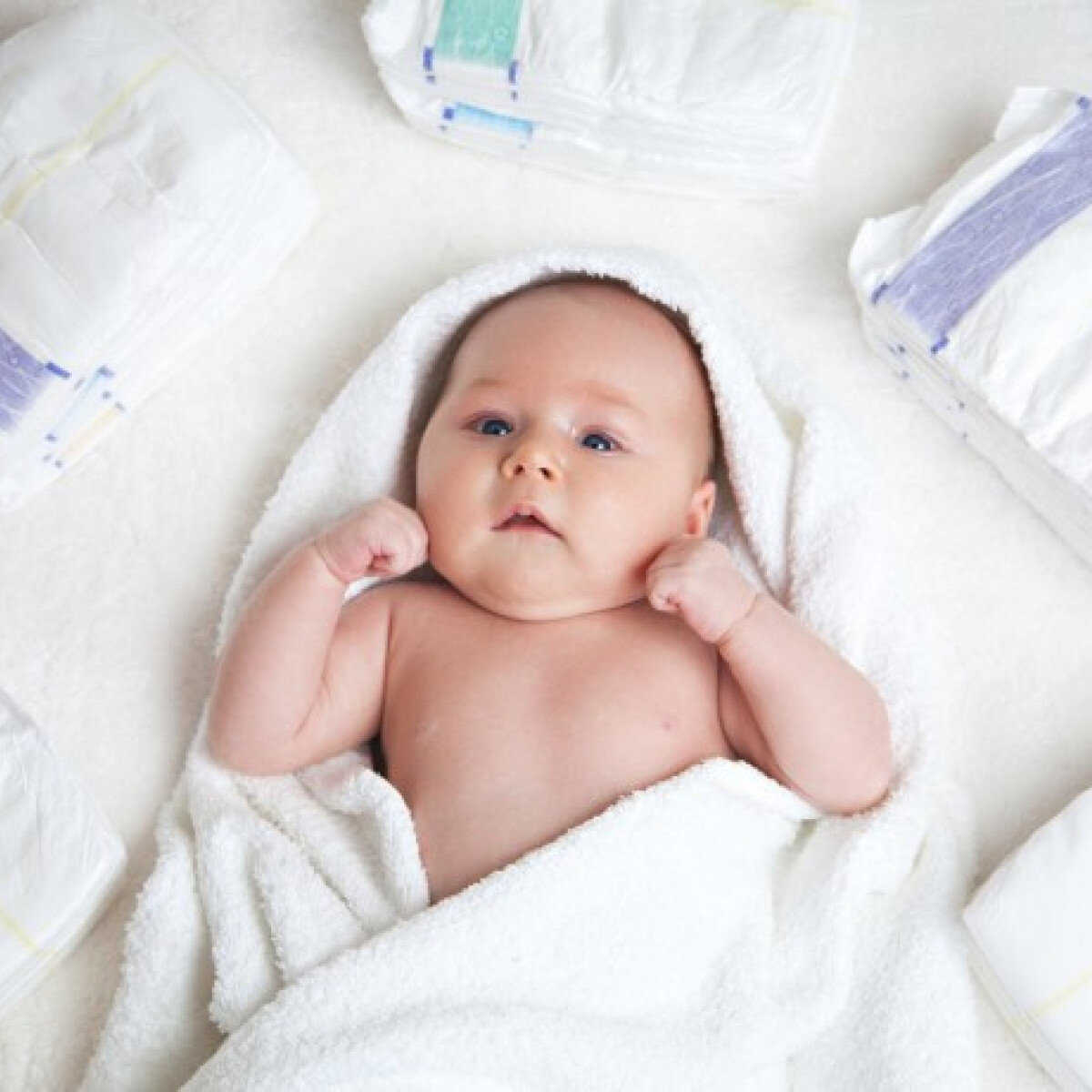 Elfogadsz egy csomag pelust? Tesztelj és nyerj a babáddal!