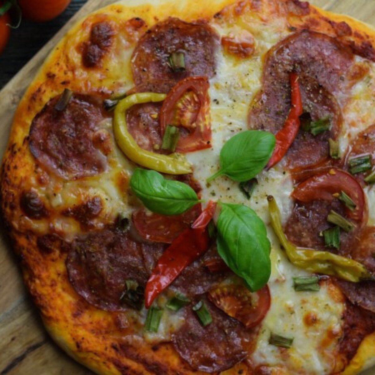 7 sajtos-szalámis pizza, ami jobb, mint ha rendelnéd
