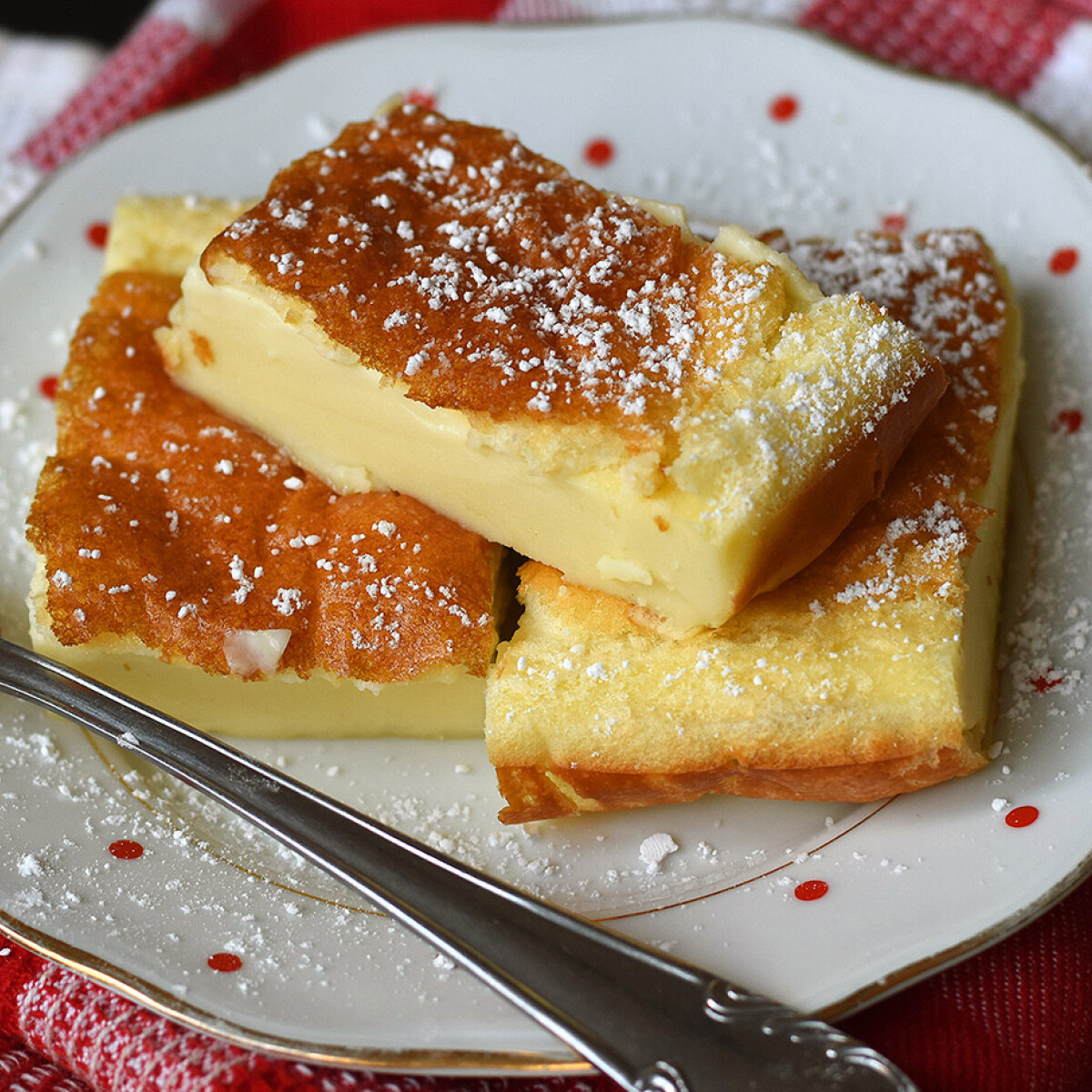 Mit főzzek ma? Kedden céklakrémleves, olasz saláta és tejes pite készül