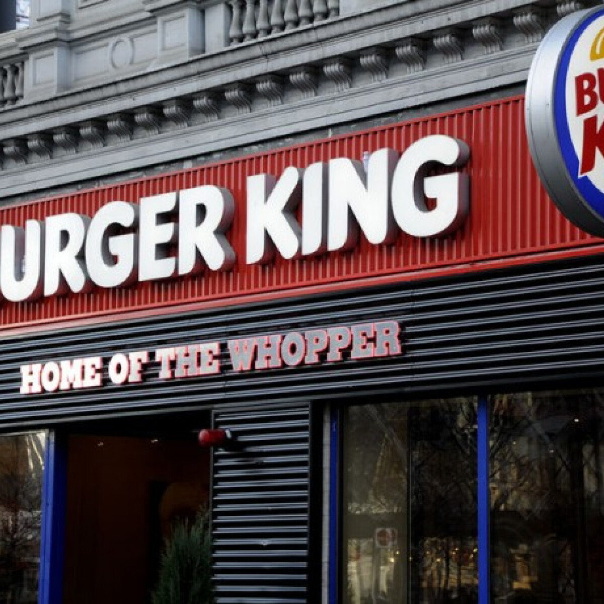 Perel a férfi, aki csapdába került a Burger King vécéjében, és nem kapta meg érte a megfelelő kártérítést