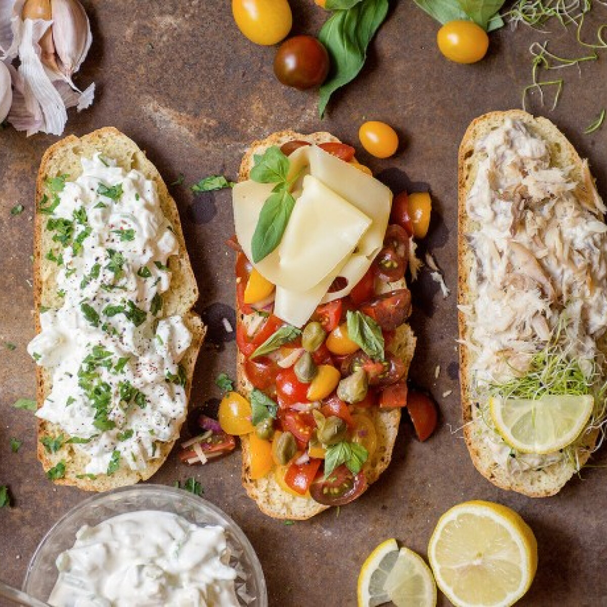 Életmentő kenyérrecept, három szuper toasttal