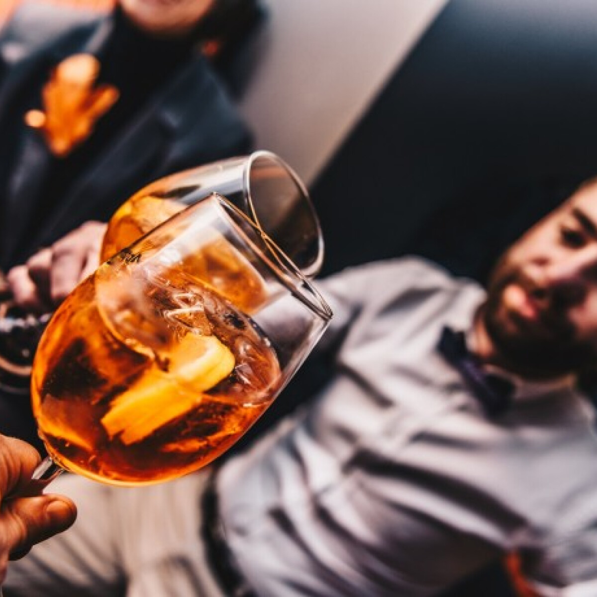 Narancssárga színfolt a belvárosi forgatagban - megnyitott a Spritz Bar Gozsdu