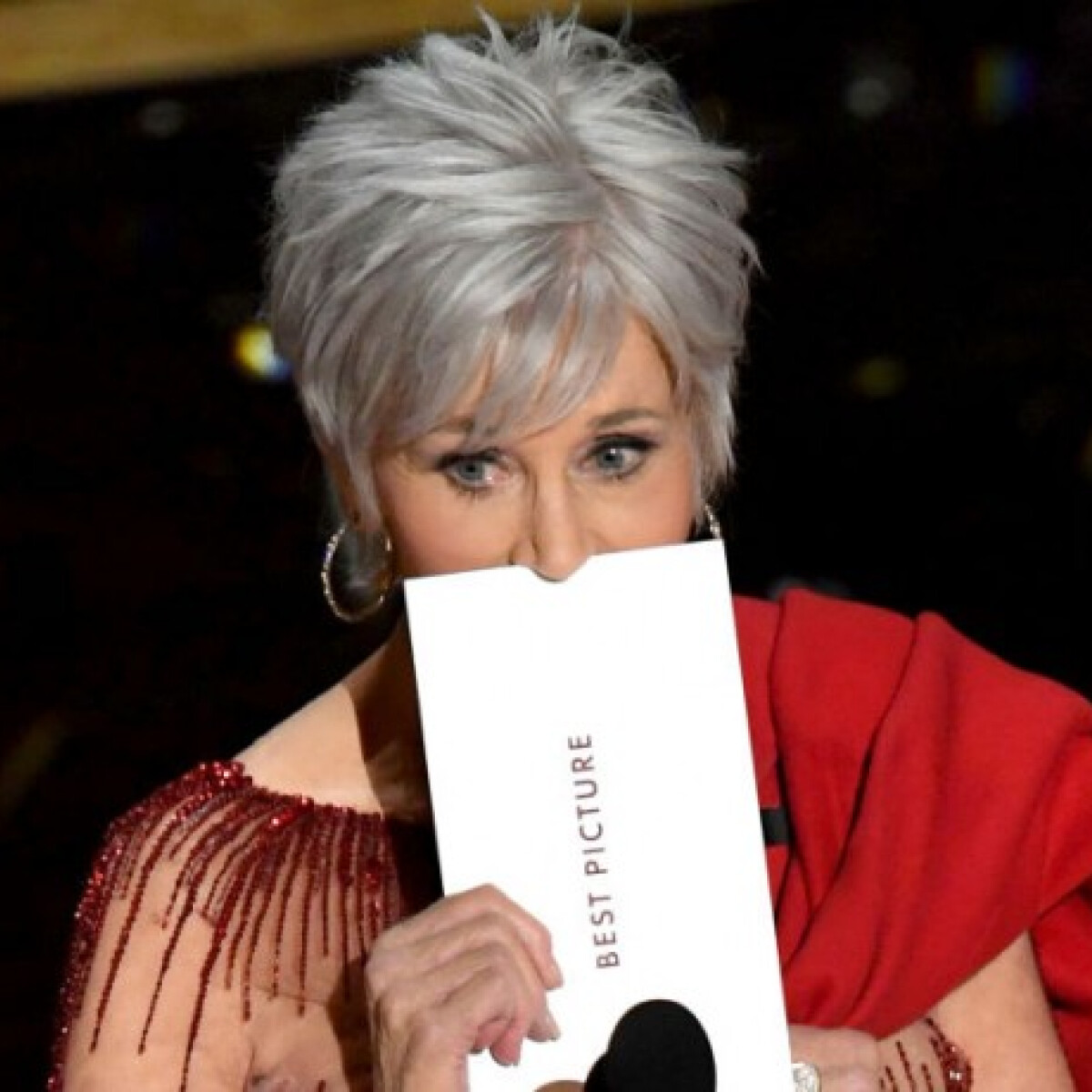 A 82 éves Jane Fonda beragyogta a 92. Oscar-gálát