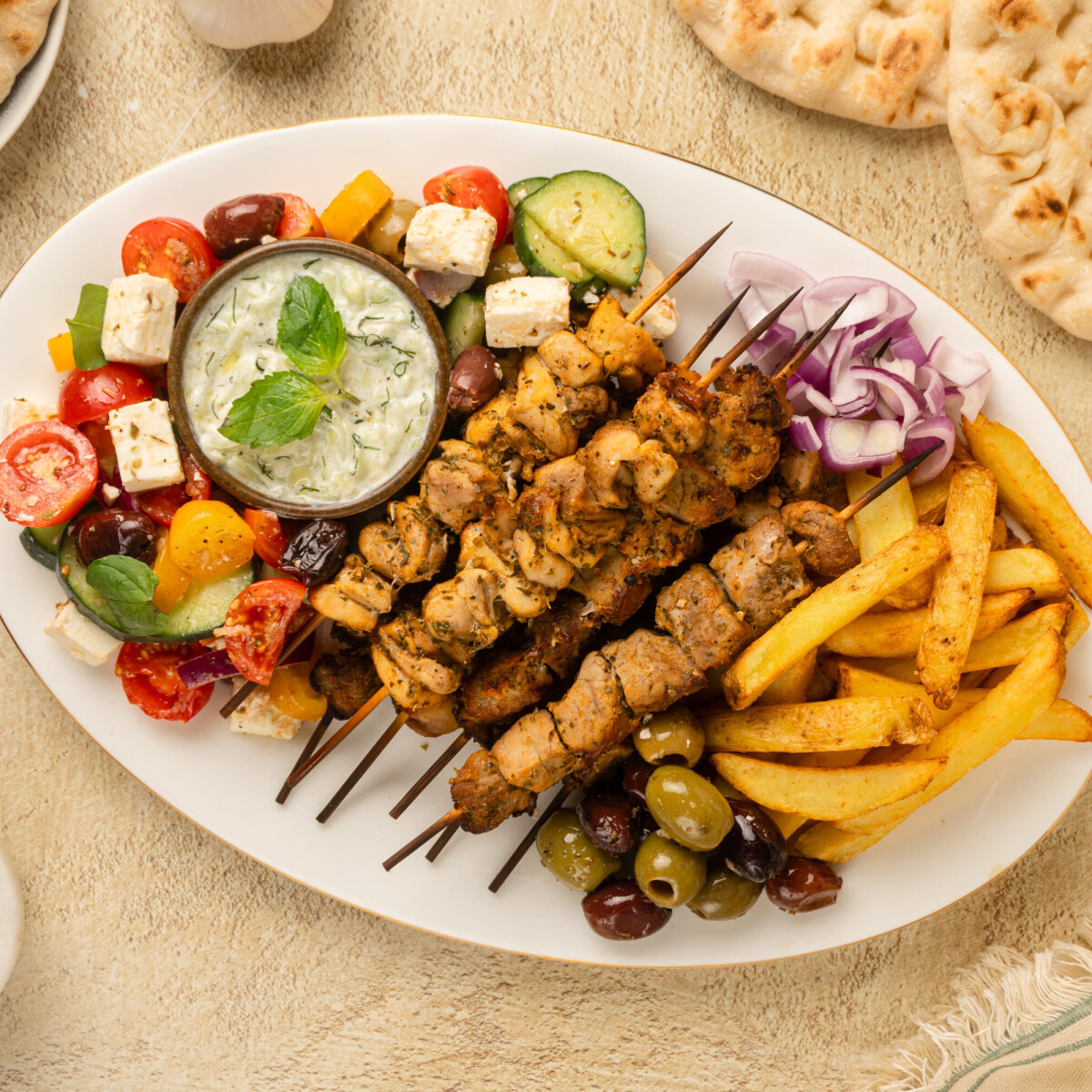 Nosalty Mit főzzek ma? Toszkán bableves, souvlaki és brie-sajtos kosárka kínálkozik