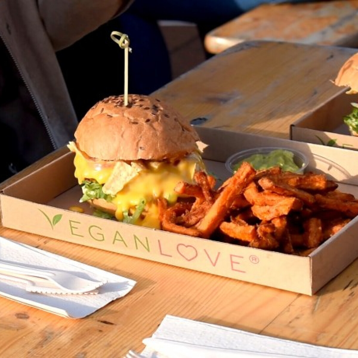 Vegán kaják, kompromisszumok nélkül - A Vegan Food Festen jártunk - VIDEÓ