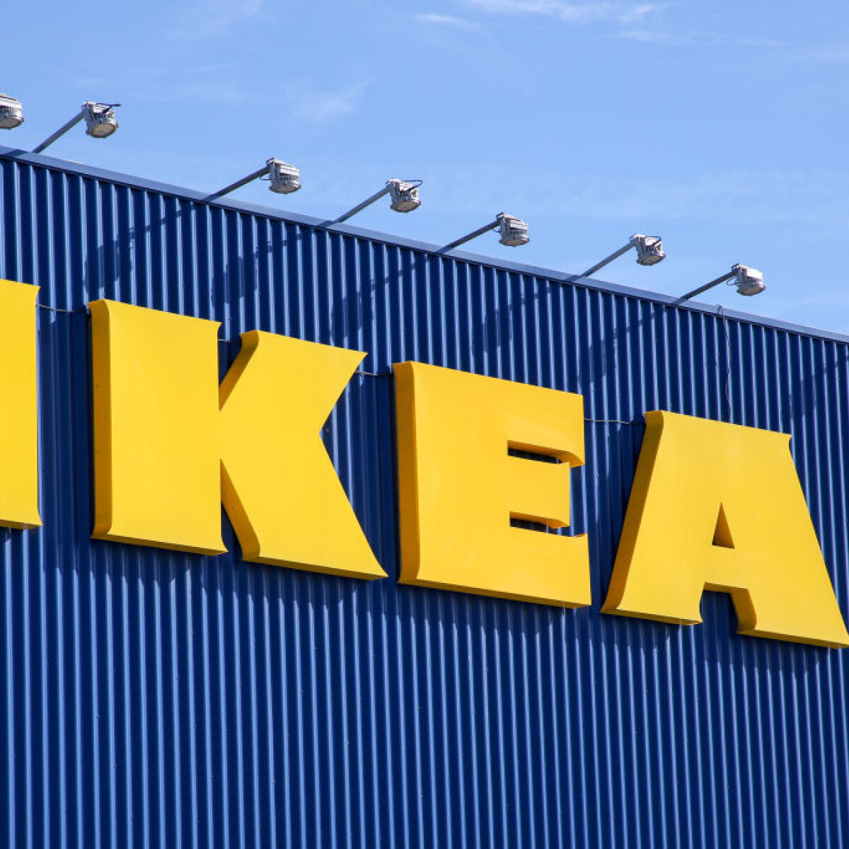 Veszélyes tányérokat és bögréket hív vissza az IKEA