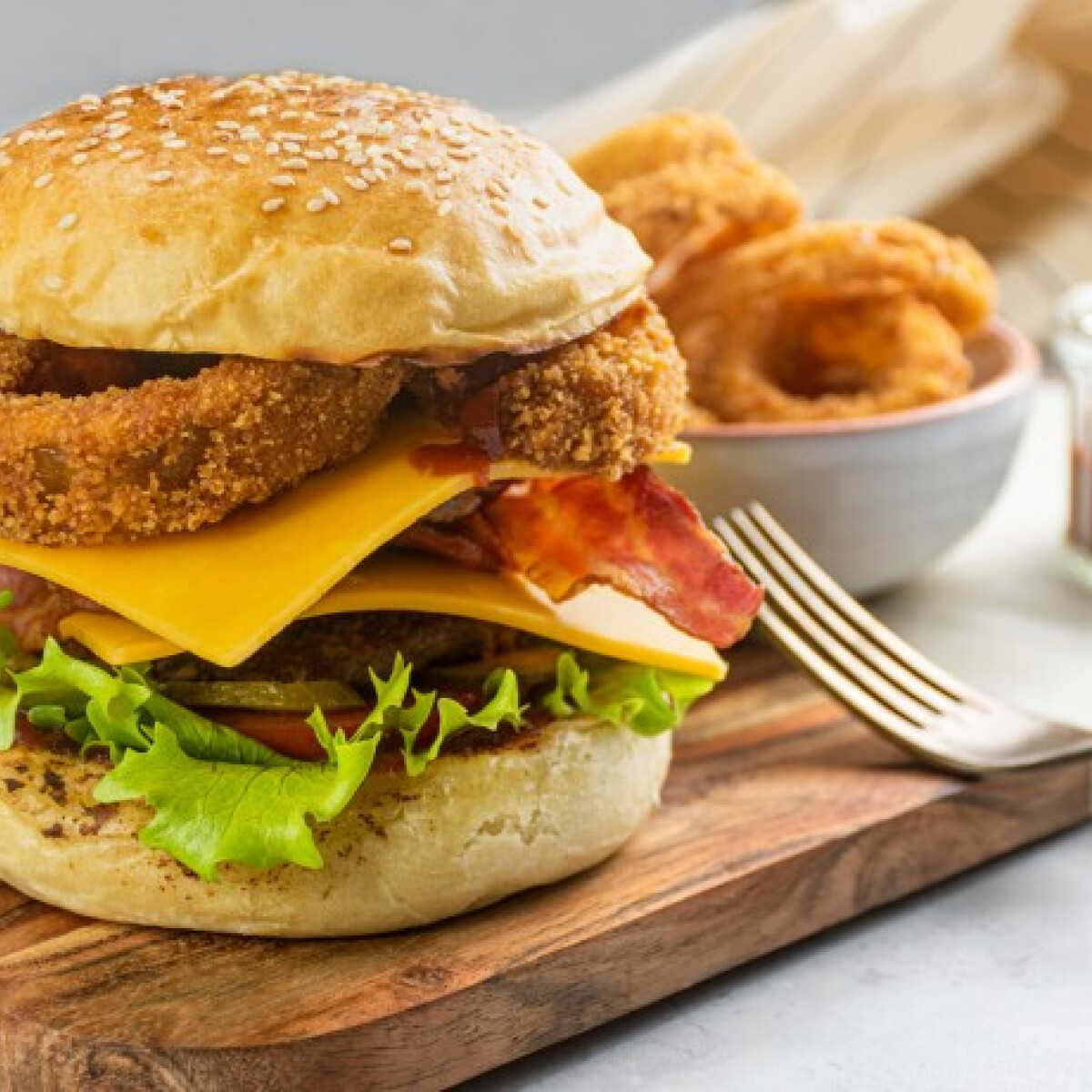 13 tuti hamburger, amivel bucira tömheted magad