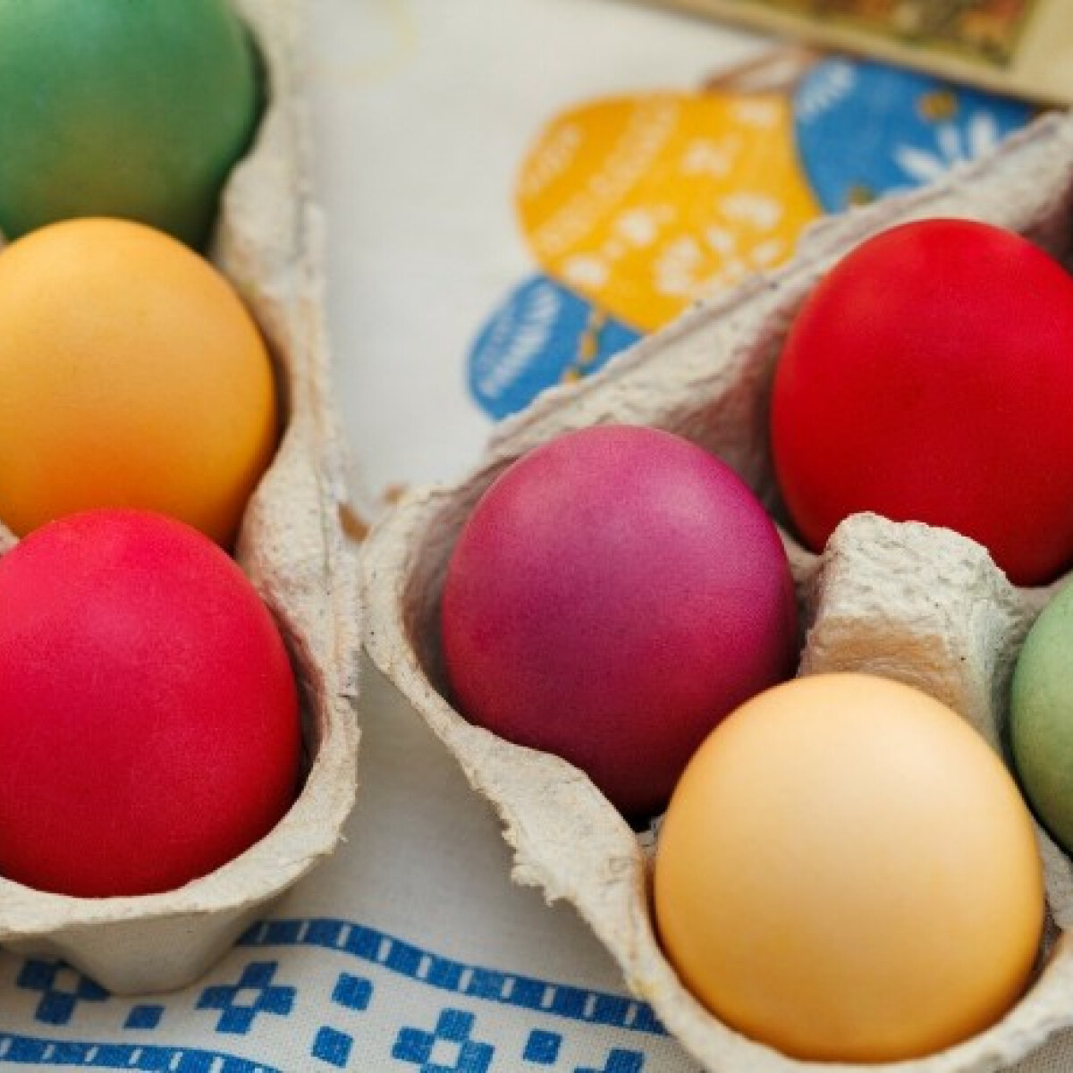 Itt a válasz, jó ötlet-e megenni a festett tojásokat