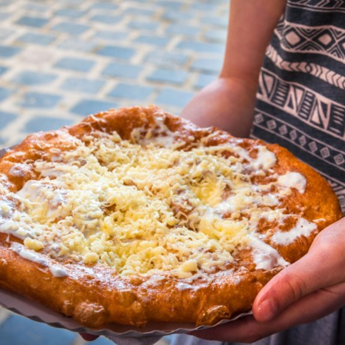 Elszálltak a balatoni árak? - ennyibe kerül a lángos és a hekk a magyar tengernél