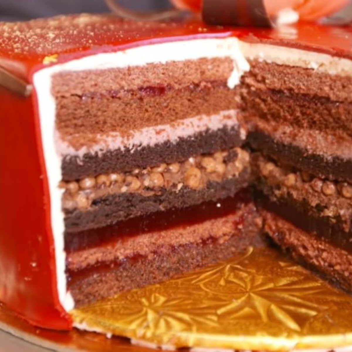 11 rétegű, tömör gyönyör torta a Disney-től, amitől elakad a szavad