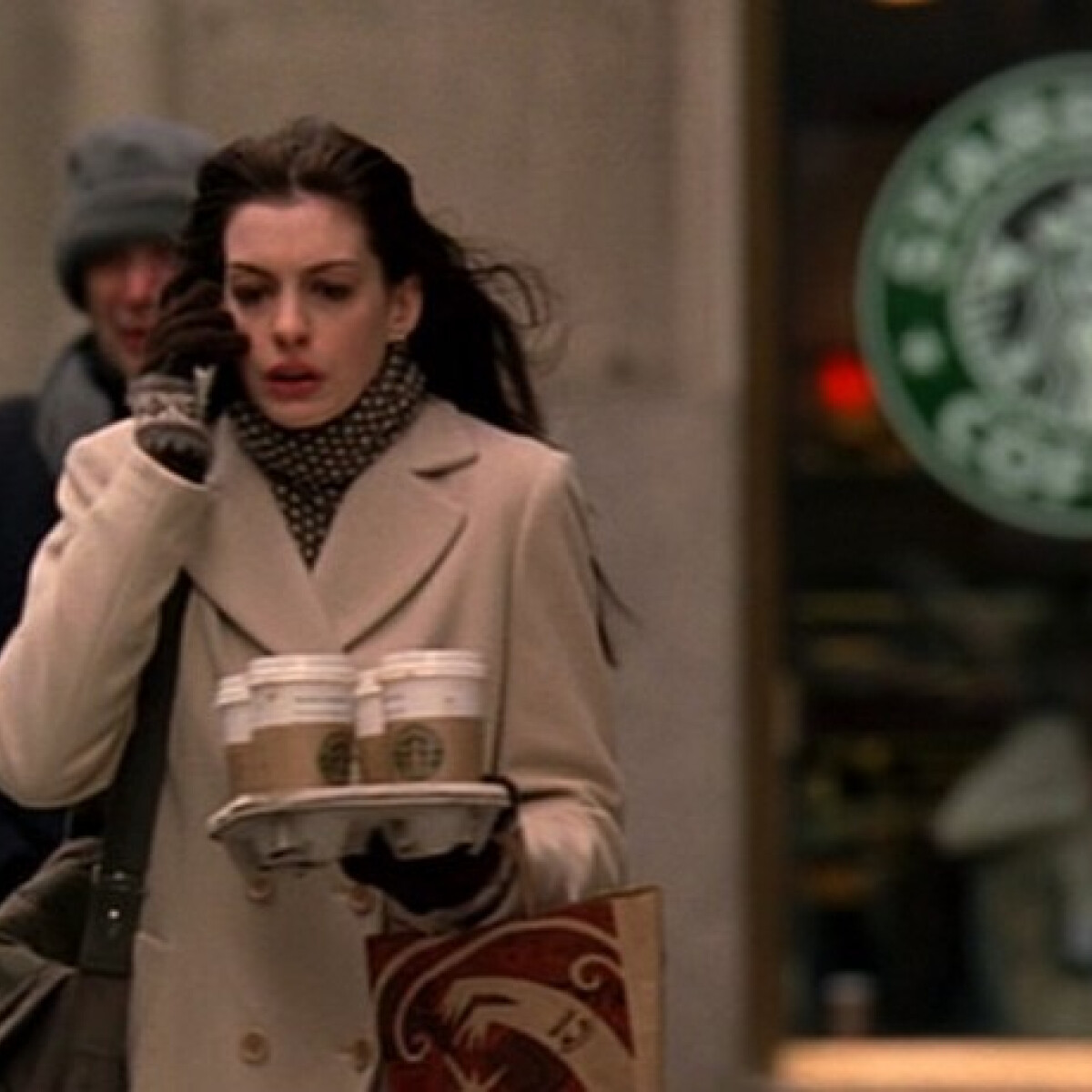 Ha utálod, ha hozzád szólnak a reggeli kávé előtt, a Starbucks húzását imádni fogod