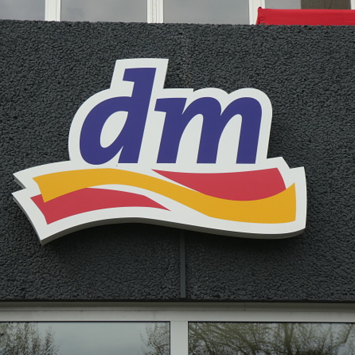 A dm veszélyes őrölt mandulát hív vissza
