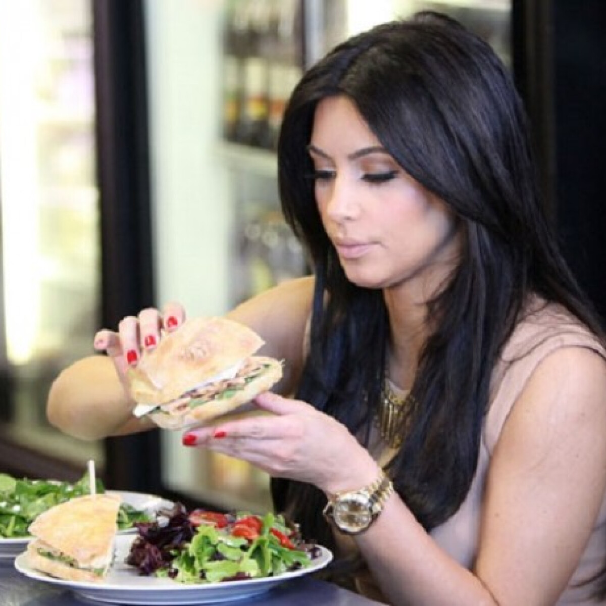 Ezek a Kardashian-diétatippek kivételesen tényleg megállják a helyüket