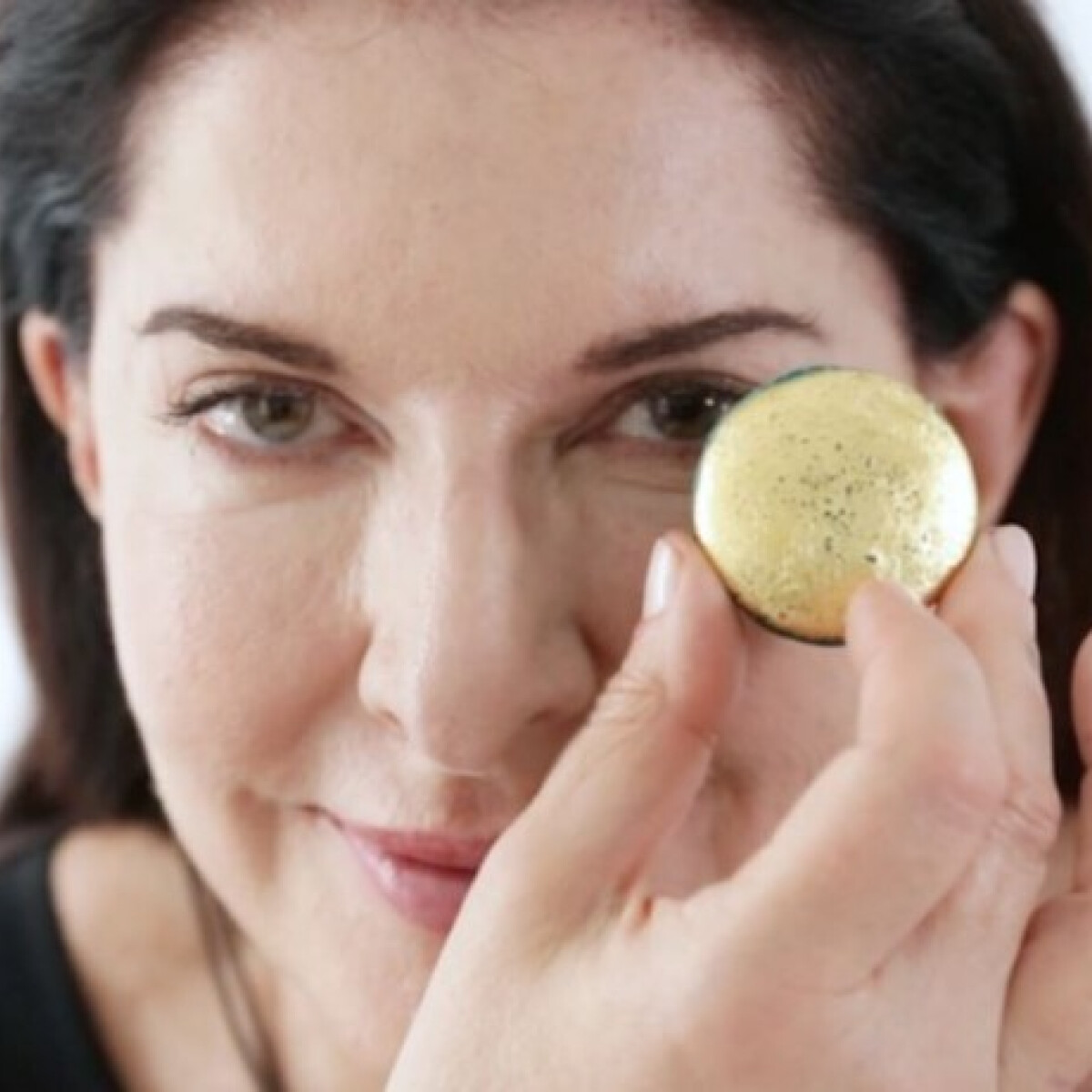 Megkóstolnál egy performanszművészt? - Marina Abramović mostantól macaronként megehető