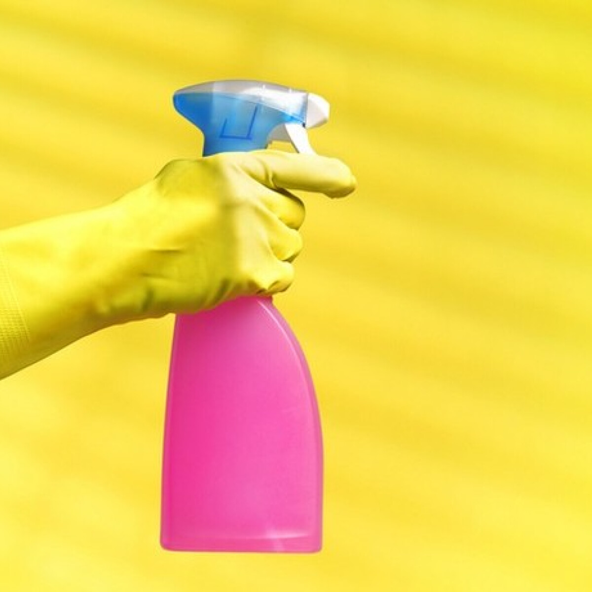 Készíts házi, vírusellenes felülettisztító sprayt : na de mely hatóanyagokkal működik?