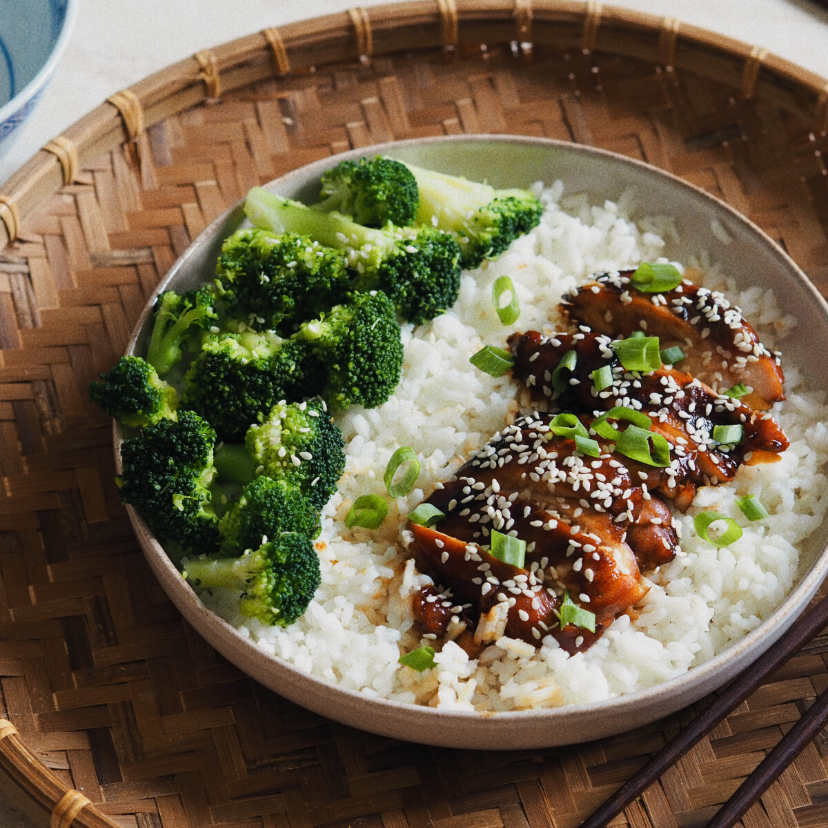20 perces teriyaki csirke, amit ragacsosan édes-sós máz von be