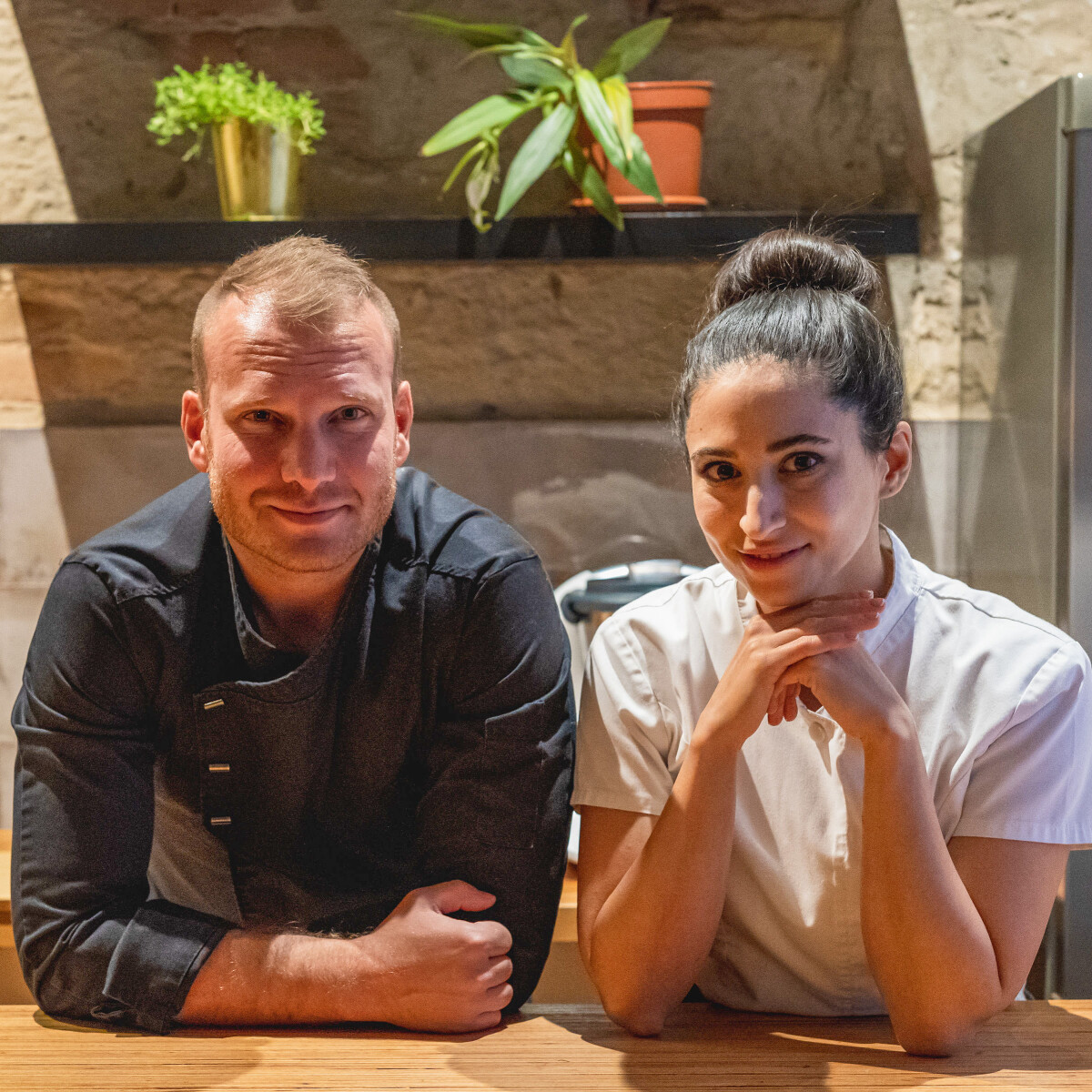 „Ez egy lakásétterem, de a színvonal a top éttermekhez húz” – interjú Igorral és Zaidával, a Zincenco Kitchen alapítóival
