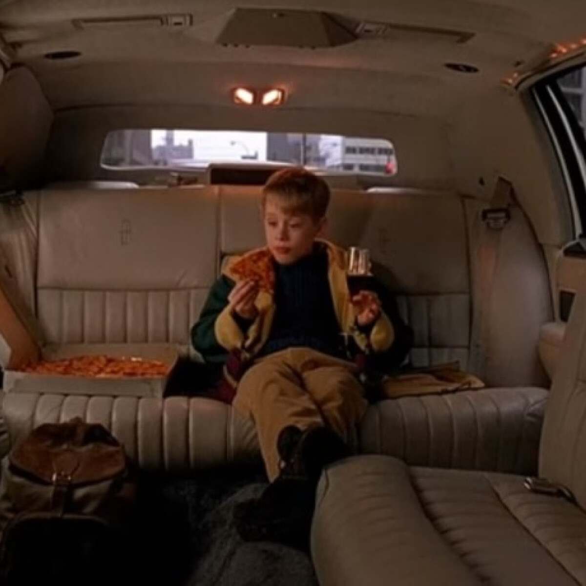 Kedvenc kajajeleneteink klasszikus karácsonyi filmekből - Juharszirupos spagetti, sajtos pizza, tojáslikőr