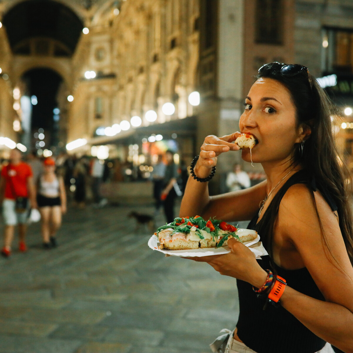 Vége az éjszakai fagyizásnak és pizzázásnak Milánóban?