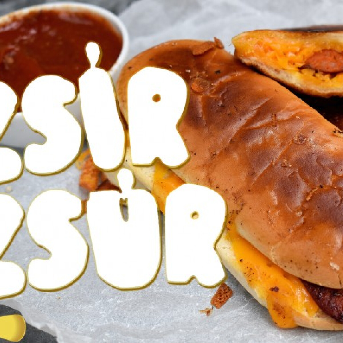ZSÍRZSÚR: amikor a klasszik hot dog a curry wurst-tal fuzionál
