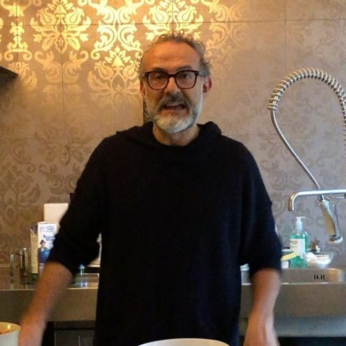 5 híres séf jó tanácsa az otthoni főzéshez - tanulj Gordon Ramsaytől és Massimo Botturától!