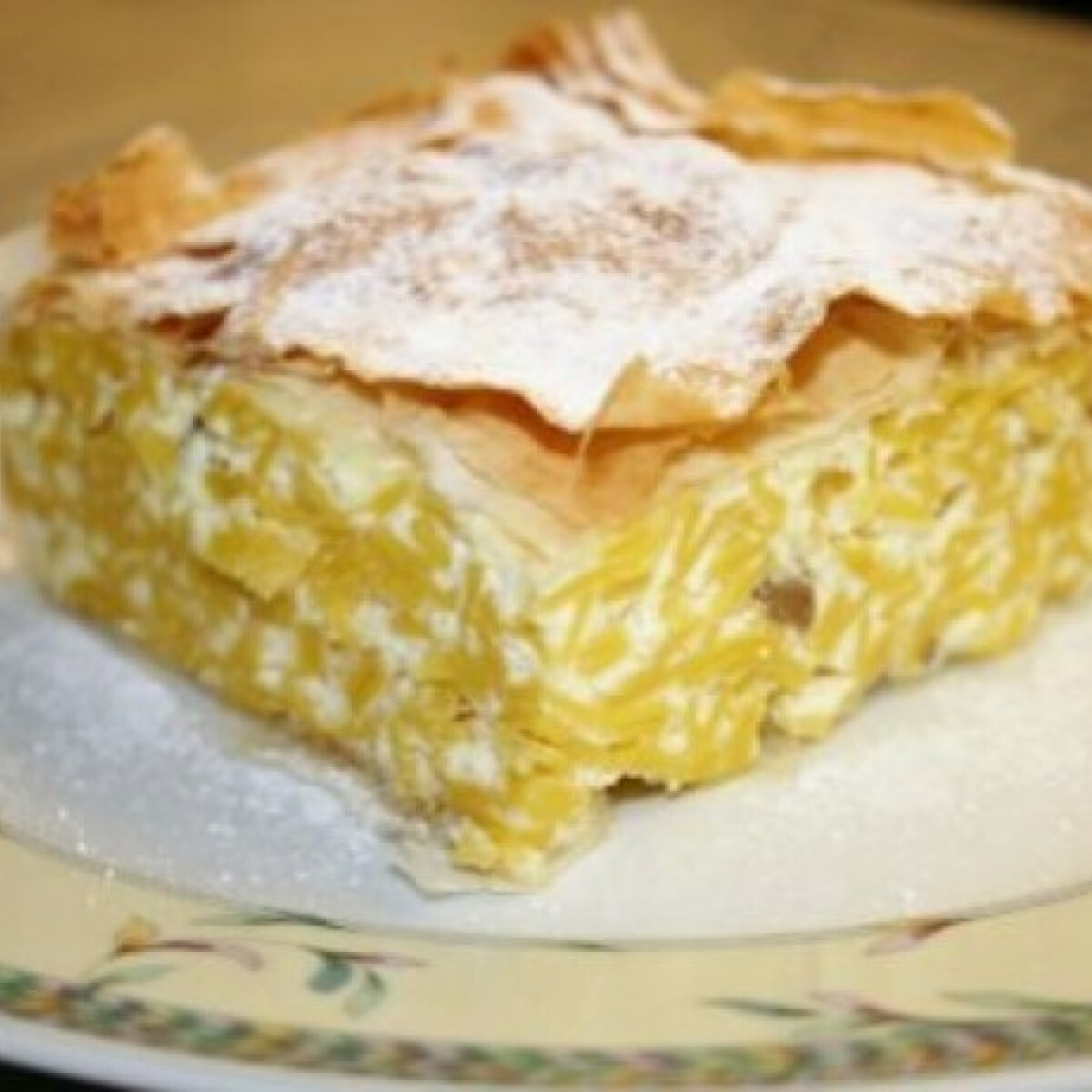 Békebeli vargabéles