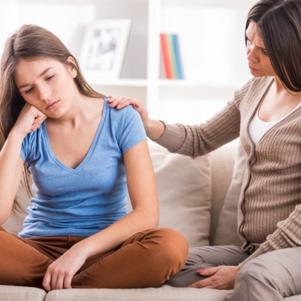 Anorexia nervosa - vajon megelőzhető ez a betegség? Milyen jelekre figyeljünk szülőként?