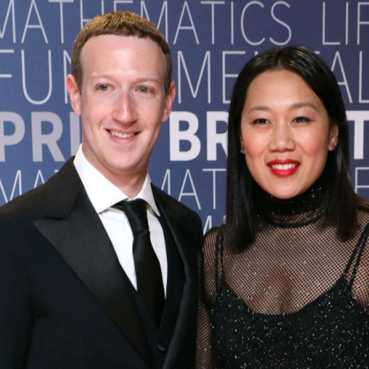 Mark Zuckerberg olyan cuccot készített a feleségének, hogy egy kicsit mi is lennénk a nő helyében