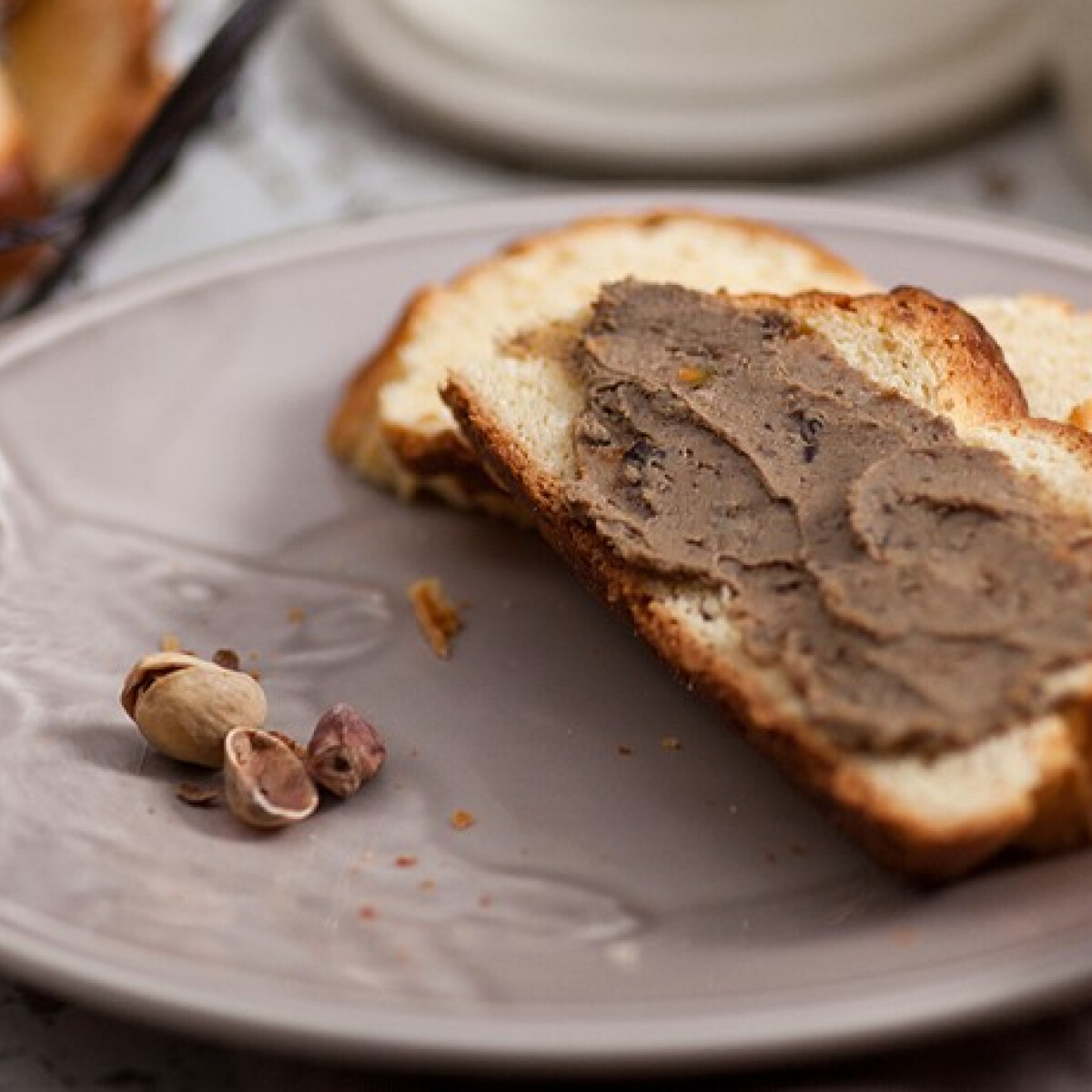 Sült, házi májas, ami kenterbe veri a bolti kencéket