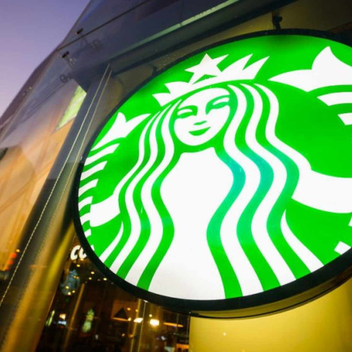 Annyira jó dolgot tesz a Starbucks, hogy mások is példát vehetnének róla