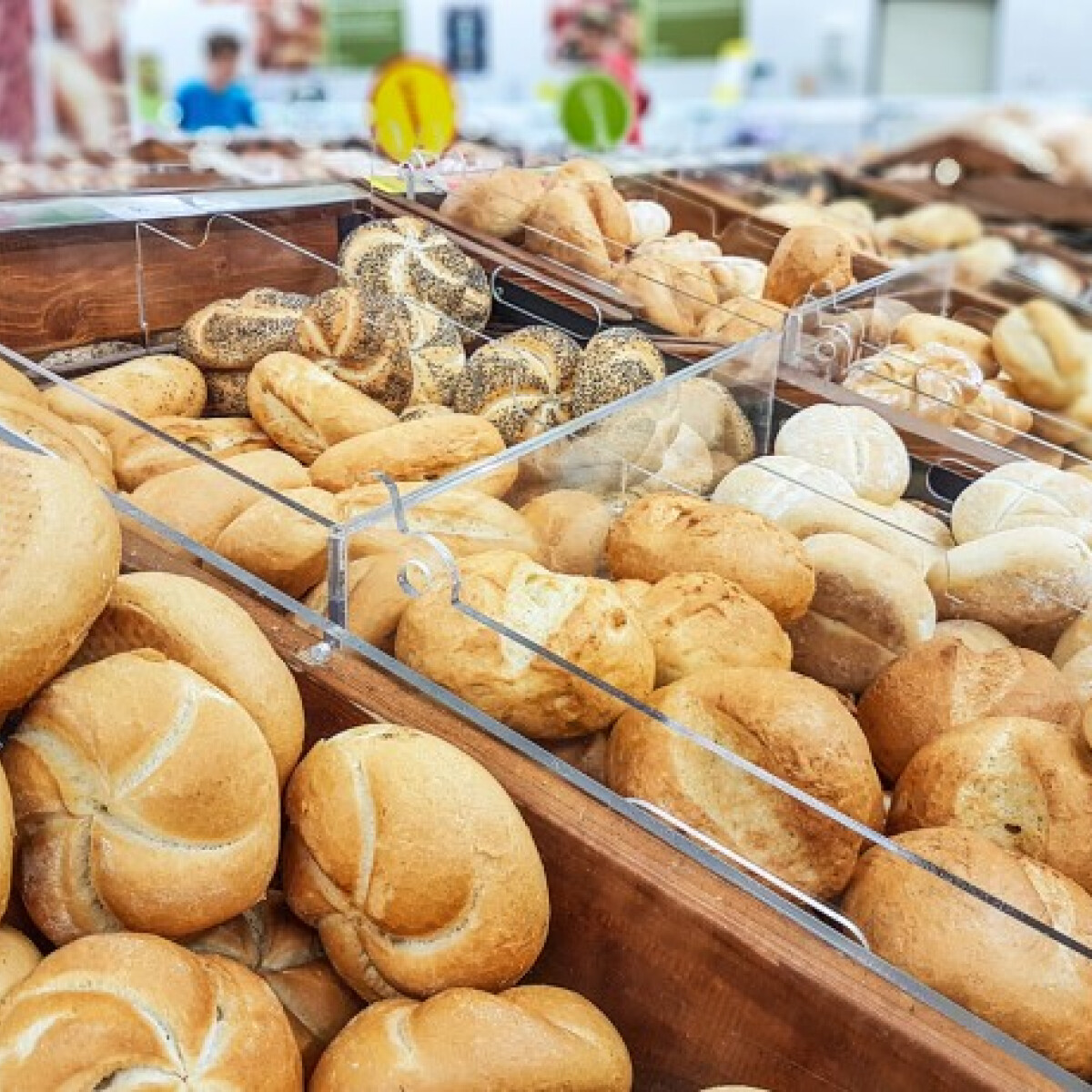 Kiderült, mit csinál a Lidl, az Aldi és a Spar a maradék pékáruval