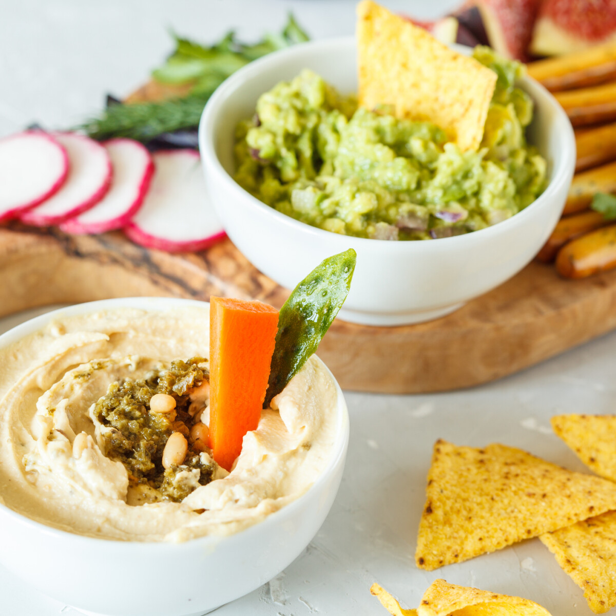 Hummusz vagy guacamole: melyik az egészségesebb mártogatós?