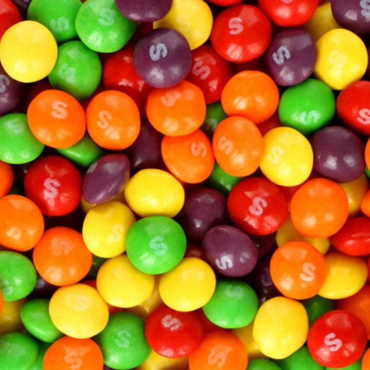 Szörnyű titok derült ki a Skittlesről, és emiatt mindenki kiborult