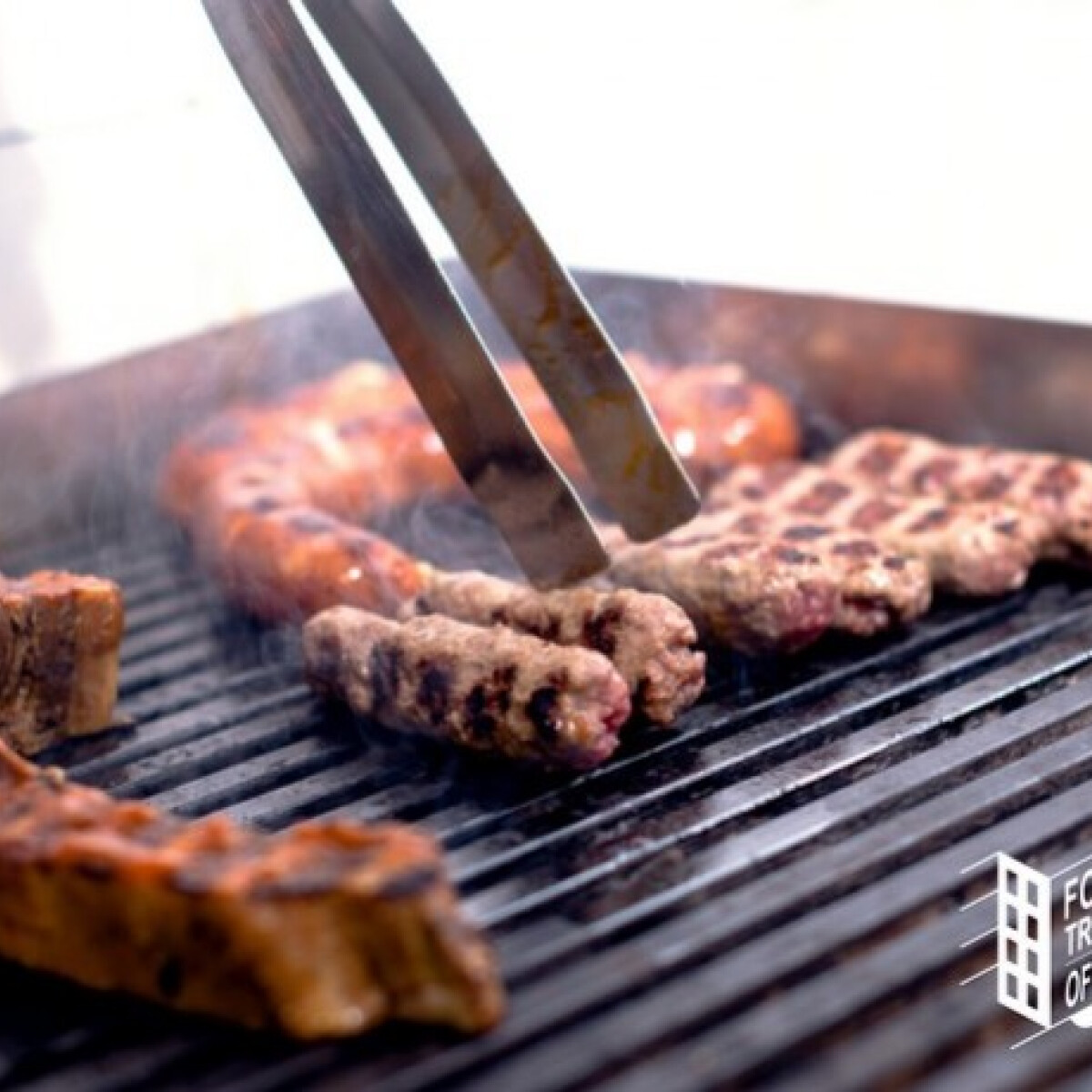 Mostantól a kedvenc food truckod az irodaajtód elé gurul majd