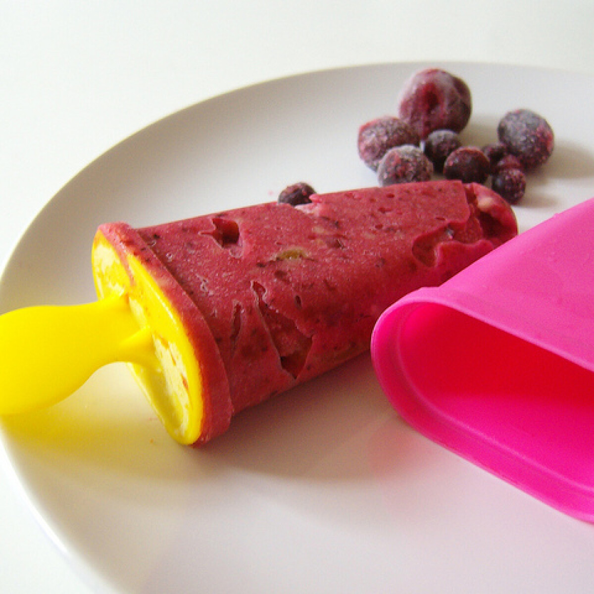 Gyümölcs + víz + mélyhűtő = Calippo