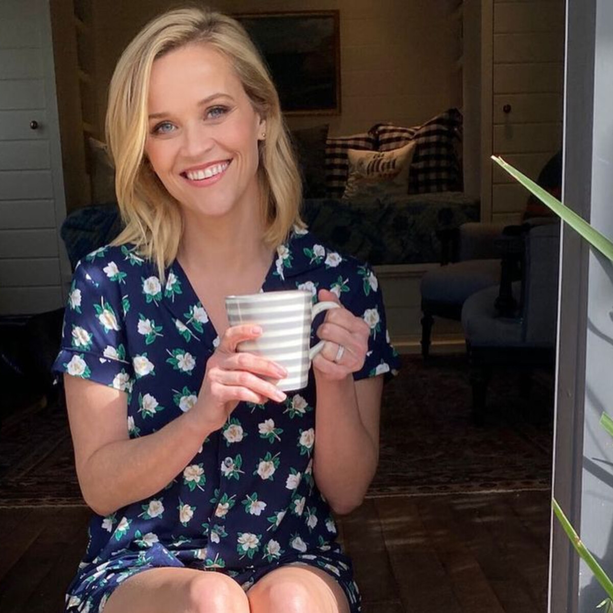 Reese Witherspoon konyhája elegáns, nőies és ízléses, akárcsak a színésznő